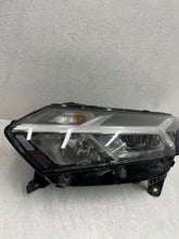 Laden Sie das Bild in den Galerie-Viewer, Frontscheinwerfer Dacia Sandero Jogger 260607161R Links Scheinwerfer Headlight SCH8973000495ye