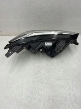 Laden Sie das Bild in den Galerie-Viewer, Frontscheinwerfer Dacia Sandero Jogger 260607161R Links Scheinwerfer Headlight SCH8973000495ye