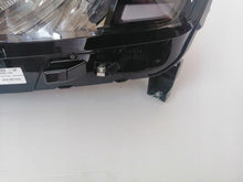 Laden Sie das Bild in den Galerie-Viewer, Frontscheinwerfer Opel Frontera 9850142580 LED Links Scheinwerfer Headlight SCH8976067879hb