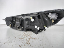 Laden Sie das Bild in den Galerie-Viewer, Frontscheinwerfer Ford Focus NX7B-13E014-CD Rechts Scheinwerfer Headlight SCH8978767948cc