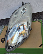 Laden Sie das Bild in den Galerie-Viewer, Frontscheinwerfer Toyota Yaris 81150-0D330 Links Scheinwerfer Headlight SCH8981019341zk