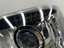 Laden Sie das Bild in den Galerie-Viewer, Frontscheinwerfer Skoda Yeti 5L1941015C Xenon Links Scheinwerfer Headlight SCH8982791832kw