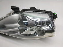 Load image into Gallery viewer, Frontscheinwerfer Nissan Leaf 260103NL0A Rechts Scheinwerfer Headlight SCH8983051712tn
