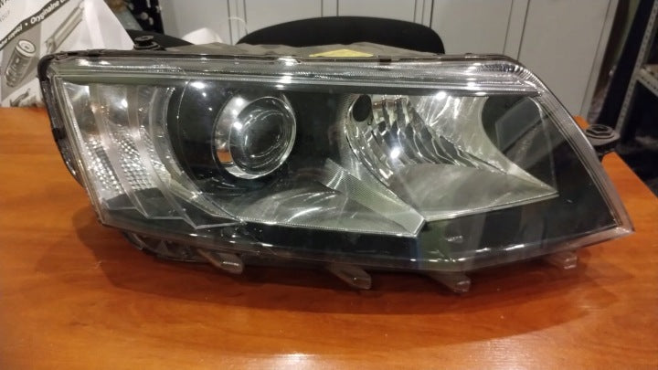 Frontscheinwerfer Skoda Octavia III 5E1941016A Links Scheinwerfer Headlight SCH8991577551cf