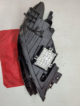 Load image into Gallery viewer, Frontscheinwerfer Kia K8 92101N0000 Links Scheinwerfer Headlight SCH8993788582cp