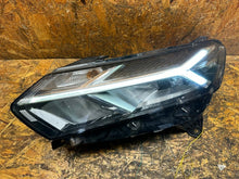 Laden Sie das Bild in den Galerie-Viewer, Frontscheinwerfer Dacia Sandero III 260607161R Full LED Links Headlight SCH8997911859gk