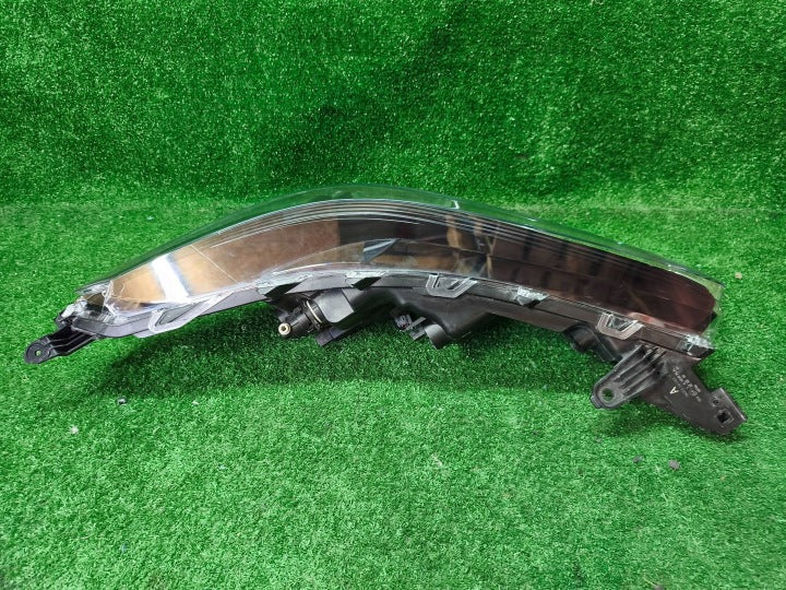 Frontscheinwerfer Toyota Corolla HASC016183 Links Scheinwerfer Headlight SCH8997991399hn