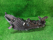 Laden Sie das Bild in den Galerie-Viewer, Frontscheinwerfer Toyota Corolla HASC016183 Links Scheinwerfer Headlight SCH8997991399hn