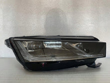 Laden Sie das Bild in den Galerie-Viewer, Frontscheinwerfer Skoda Octavia IV 5E4941016A LED Rechts Scheinwerfer Headlight SCH9001236303qo