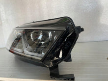 Laden Sie das Bild in den Galerie-Viewer, Frontscheinwerfer Skoda Octavia IV 5E4941016A LED Rechts Scheinwerfer Headlight SCH9001236303qo