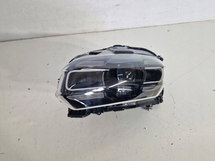 Frontscheinwerfer Porsche Taycan 9J1941031E LED Links Scheinwerfer Headlight SCH9003020867bb
