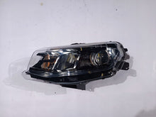 Laden Sie das Bild in den Galerie-Viewer, Frontscheinwerfer Chevrolet Camaro 84244103 Links Scheinwerfer Headlight SCH9005497153pd