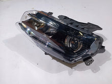 Laden Sie das Bild in den Galerie-Viewer, Frontscheinwerfer Chevrolet Camaro 84244103 Links Scheinwerfer Headlight SCH9005497153pd