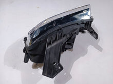Laden Sie das Bild in den Galerie-Viewer, Frontscheinwerfer Chevrolet Camaro 84244103 Links Scheinwerfer Headlight SCH9005497153pd