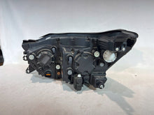 Laden Sie das Bild in den Galerie-Viewer, Frontscheinwerfer Ssangyong Rexton W 8310236031 Rechts Scheinwerfer Headlight SCH9006669003cx