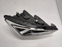 Laden Sie das Bild in den Galerie-Viewer, Frontscheinwerfer Seat Leon 5FB941008G Rechts Scheinwerfer Headlight SCH9012611281wp