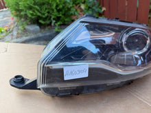 Laden Sie das Bild in den Galerie-Viewer, Frontscheinwerfer Skoda Rapid 5JB941015 Links Scheinwerfer Headlight SCH9013033409yf