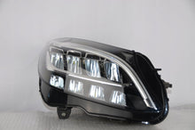 Laden Sie das Bild in den Galerie-Viewer, Frontscheinwerfer Mercedes-Benz W205 A2059062206 LED Rechts Headlight SCH9013142256ta