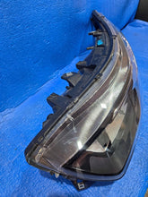 Laden Sie das Bild in den Galerie-Viewer, Frontscheinwerfer Iveco Daily IV 05802711800 LED Links Scheinwerfer Headlight SCH9025766413ex