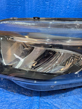 Laden Sie das Bild in den Galerie-Viewer, Frontscheinwerfer Iveco Daily IV 05802711800 LED Links Scheinwerfer Headlight SCH9025766413ex
