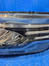 Laden Sie das Bild in den Galerie-Viewer, Frontscheinwerfer Iveco Daily IV 05802711800 LED Links Scheinwerfer Headlight SCH9025766413ex