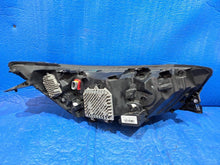 Laden Sie das Bild in den Galerie-Viewer, Frontscheinwerfer Iveco Daily IV 05802711800 LED Links Scheinwerfer Headlight SCH9025766413ex