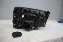Laden Sie das Bild in den Galerie-Viewer, Frontscheinwerfer Land Rover I Discovery IV 89905396 Rechts Headlight SCH9031630243iz