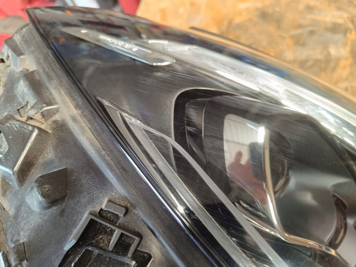 Frontscheinwerfer Mercedes-Benz Cla A1189069000 LED Rechts Headlight SCH9033456486ob