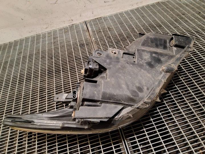 Frontscheinwerfer Toyota Prius HCHR-730 Rechts Scheinwerfer Headlight SCH9039894130nb