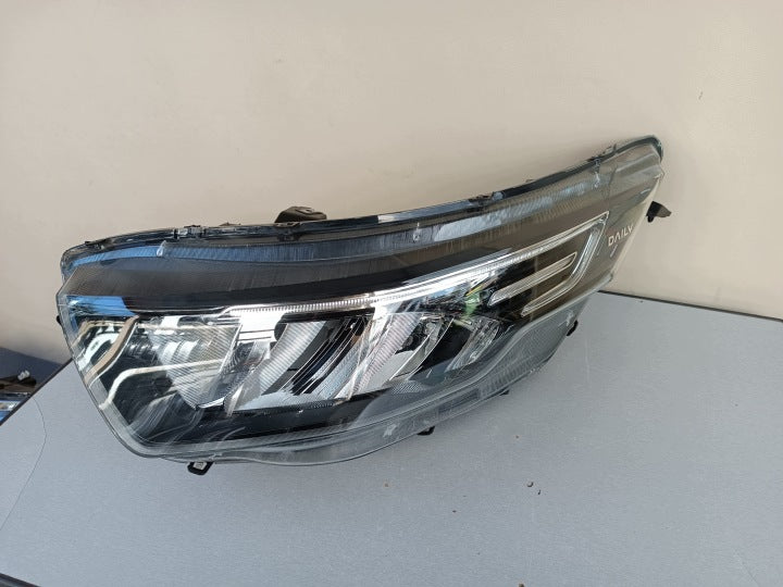 Frontscheinwerfer Iveco Daily IV 05802711800 Links Scheinwerfer Headlight SCH9047855717dz