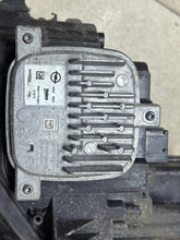 Laden Sie das Bild in den Galerie-Viewer, Frontscheinwerfer Opel Crossland X 39153432 Rechts Scheinwerfer Headlight SCH9064454295tm