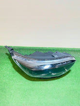 Laden Sie das Bild in den Galerie-Viewer, Frontscheinwerfer Kia Stonic 92102-H8 LED Rechts Scheinwerfer Headlight SCH9068635286xm