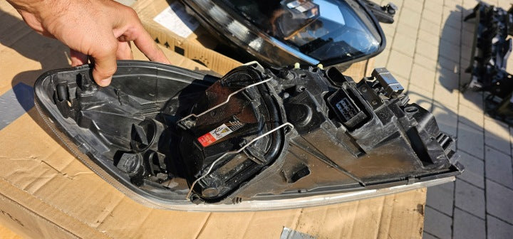 Frontscheinwerfer Volvo V70 I 31299752 Xenon Links Scheinwerfer Headlight SCH9068904376rh