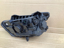 Load image into Gallery viewer, Frontscheinwerfer Hyundai Bayon 92102Q0500 Rechts Scheinwerfer Headlight SCH9072633120ok