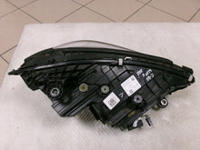 Laden Sie das Bild in den Galerie-Viewer, Frontscheinwerfer Mercedes-Benz W206 A2069068104 Links Scheinwerfer Headlight SCH9077693449sg