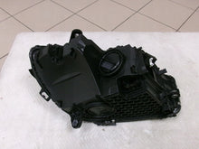 Laden Sie das Bild in den Galerie-Viewer, Frontscheinwerfer Mercedes-Benz W206 A2069068104 Links Scheinwerfer Headlight SCH9077693449sg
