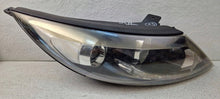 Laden Sie das Bild in den Galerie-Viewer, Frontscheinwerfer Kia Sportage 91023 Xenon Rechts Scheinwerfer Headlight SCH9080971527fa