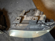 Laden Sie das Bild in den Galerie-Viewer, Frontscheinwerfer Audi A6 C5 08-441-1134L Xenon Ein Satz Scheinwerfer Headlight SCH9081040407fv