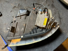 Laden Sie das Bild in den Galerie-Viewer, Frontscheinwerfer Audi A6 C5 08-441-1134L Xenon Ein Satz Scheinwerfer Headlight SCH9081040407fv