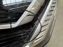 Laden Sie das Bild in den Galerie-Viewer, Frontscheinwerfer VW Multivan T7 7T1941081B Links Scheinwerfer Headlight SCH9085797322po