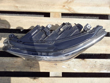 Laden Sie das Bild in den Galerie-Viewer, Frontscheinwerfer VW Golf VIII I 90180992 Links Scheinwerfer Headlight SCH9090909559tw
