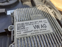 Laden Sie das Bild in den Galerie-Viewer, Frontscheinwerfer VW Golf VIII I 90180992 Links Scheinwerfer Headlight SCH9090909559tw