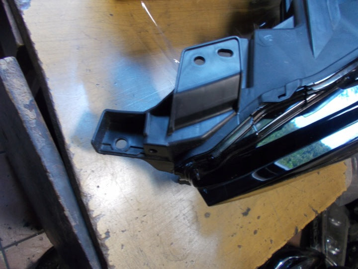 Frontscheinwerfer Mazda BCHJ-51040 BCHJ-51030 Ein Stück (Rechts oder Links) SCH9091577752vt