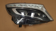 Laden Sie das Bild in den Galerie-Viewer, Frontscheinwerfer Mercedes-Benz Vito W447 A4479060201 Rechts Headlight SCH9093018323it