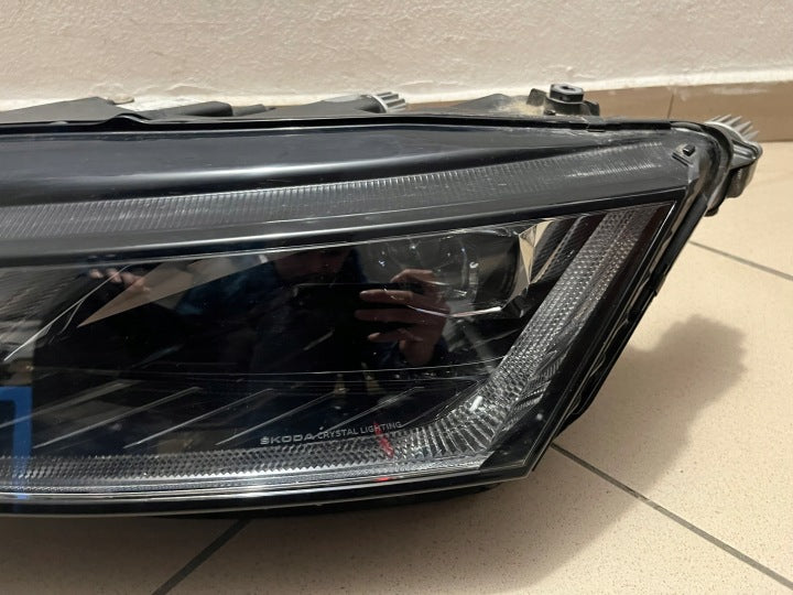 Frontscheinwerfer Skoda Octavia IV 5E4941015A Full LED Links Headlight SCH9094044258xn
