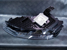 Load image into Gallery viewer, Frontscheinwerfer VW Caddy V 2K8941774C Rechts Scheinwerfer Headlight SCH9098886123xo
