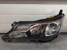 Load image into Gallery viewer, Frontscheinwerfer Toyota Rav 4 W0836 Xenon Links Scheinwerfer Headlight SCH9104147343mv