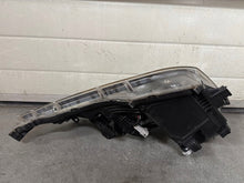 Load image into Gallery viewer, Frontscheinwerfer Toyota Rav 4 W0836 Xenon Links Scheinwerfer Headlight SCH9104147343mv