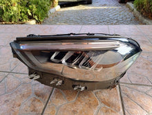 Laden Sie das Bild in den Galerie-Viewer, Frontscheinwerfer Mercedes-Benz Gla H247 A2479066107 LED Links Headlight SCH9105556259dn