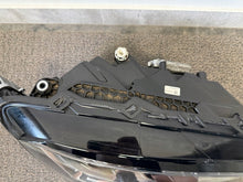 Laden Sie das Bild in den Galerie-Viewer, Frontscheinwerfer Skoda Superb I 3V1941016D LED Rechts Scheinwerfer Headlight SCH9108099116or